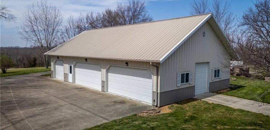 2303 Lynn Road, Excelsior Springs, MO 64024