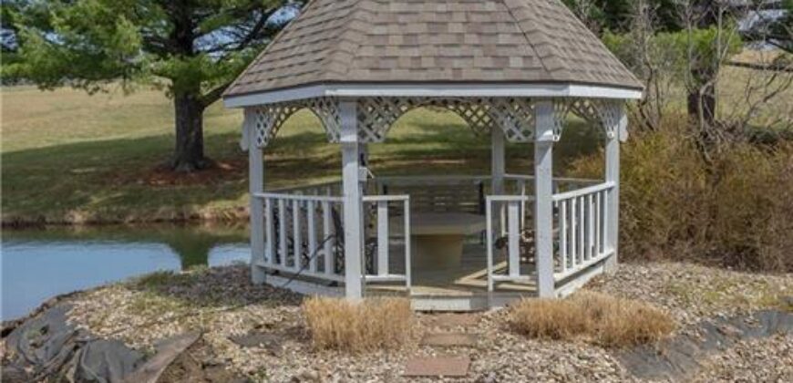 2303 Lynn Road, Excelsior Springs, MO 64024