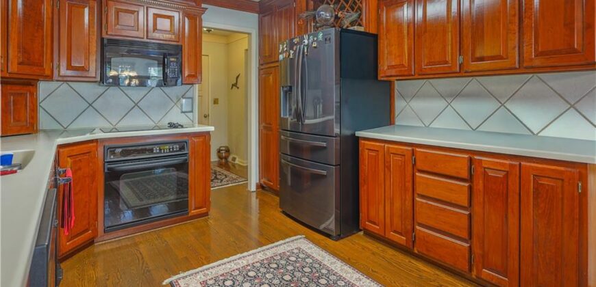 2303 Lynn Road, Excelsior Springs, MO 64024