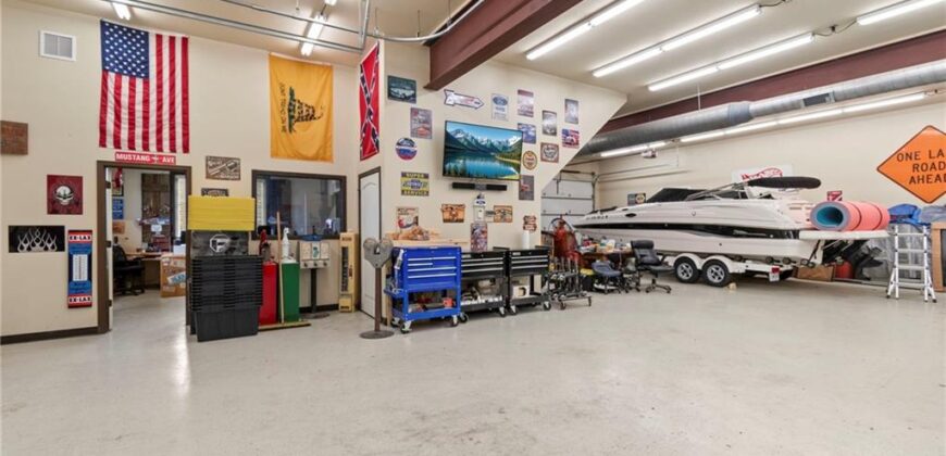 16108 Plattsburg Road, Kearney, MO 64060