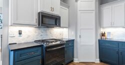 7425 NW Douglas Court, Parkville, MO 64152