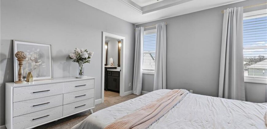 7425 NW Douglas Court, Parkville, MO 64152