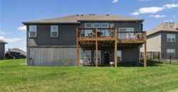 7425 NW Douglas Court, Parkville, MO 64152