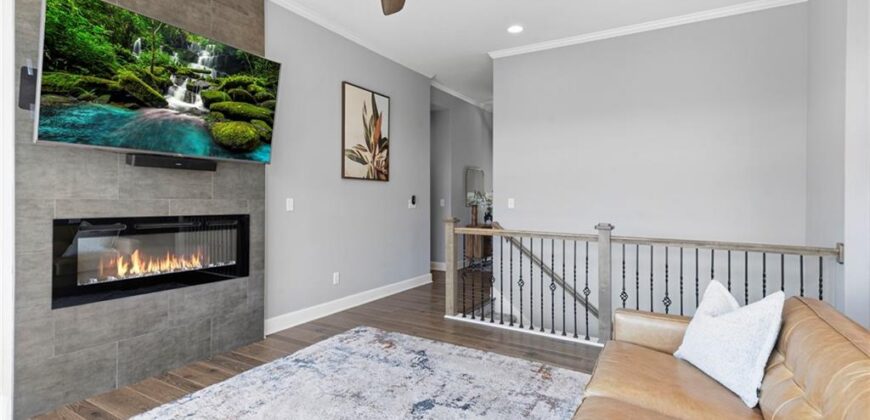 7425 NW Douglas Court, Parkville, MO 64152