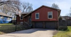 6817 NW Pleasant View Drive, Parkville, MO 64152