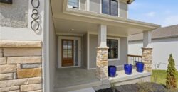 7080 NW Forest Lakes Drive, Parkville, MO 64152