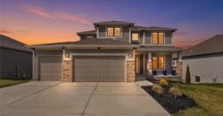 7080 NW Forest Lakes Drive, Parkville, MO 64152