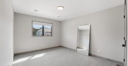 7080 NW Forest Lakes Drive, Parkville, MO 64152