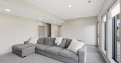 7080 NW Forest Lakes Drive, Parkville, MO 64152