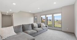 7080 NW Forest Lakes Drive, Parkville, MO 64152