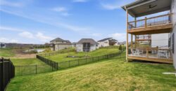 7080 NW Forest Lakes Drive, Parkville, MO 64152