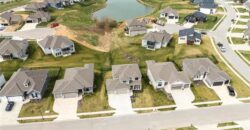 7080 NW Forest Lakes Drive, Parkville, MO 64152