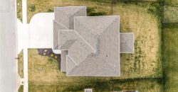 7080 NW Forest Lakes Drive, Parkville, MO 64152