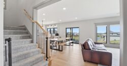 7080 NW Forest Lakes Drive, Parkville, MO 64152