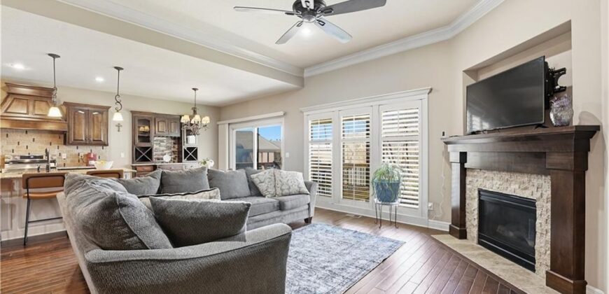 8806 N Norton Avenue, Kansas City, MO 64156