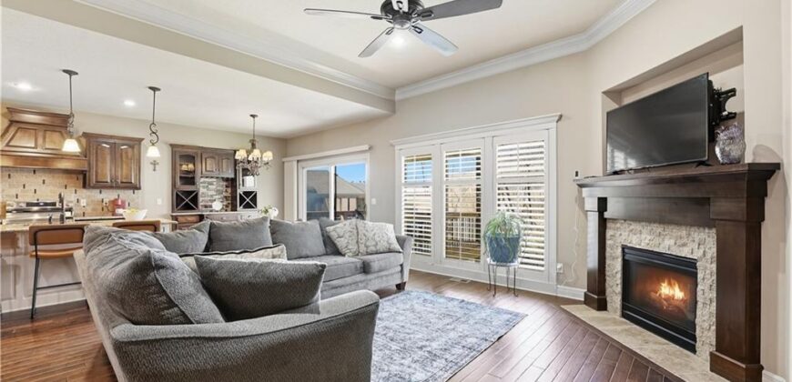 8806 N Norton Avenue, Kansas City, MO 64156