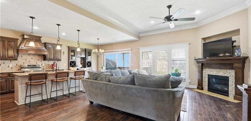 8806 N Norton Avenue, Kansas City, MO 64156