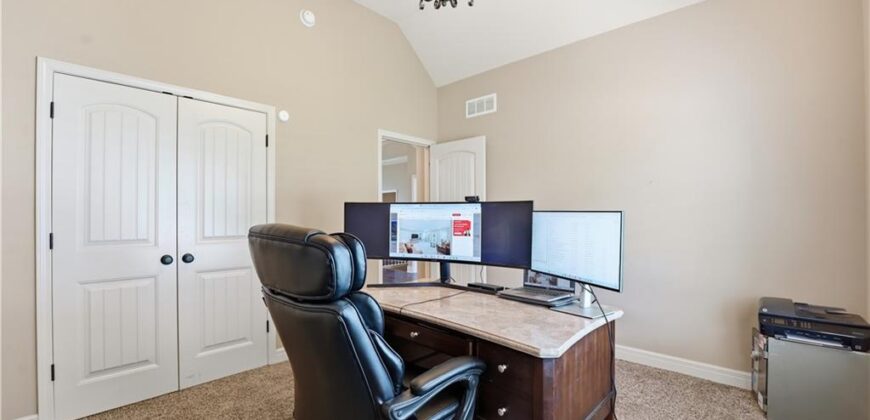 8806 N Norton Avenue, Kansas City, MO 64156