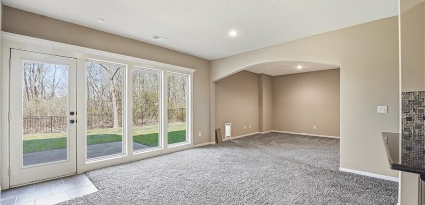 8806 N Norton Avenue, Kansas City, MO 64156