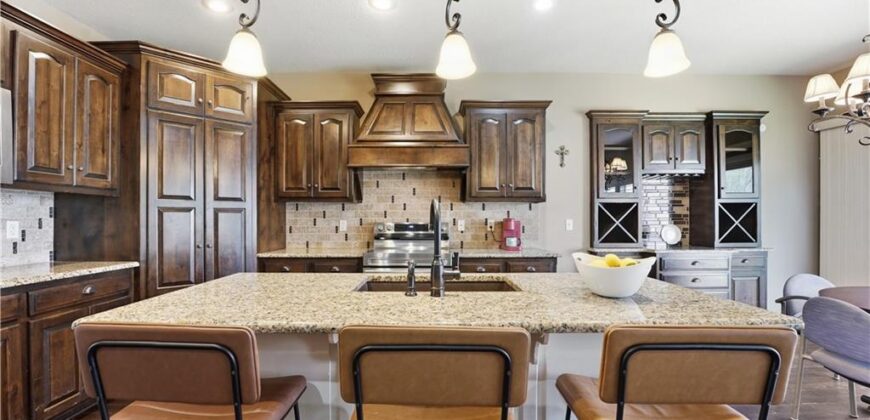 8806 N Norton Avenue, Kansas City, MO 64156