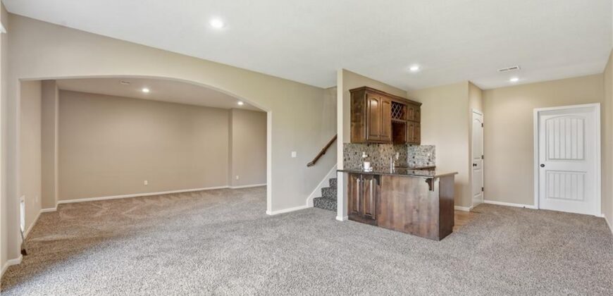 8806 N Norton Avenue, Kansas City, MO 64156