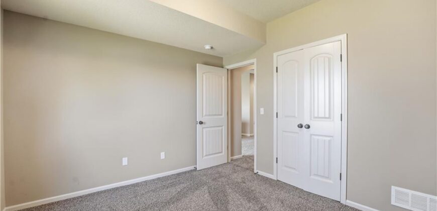 8806 N Norton Avenue, Kansas City, MO 64156