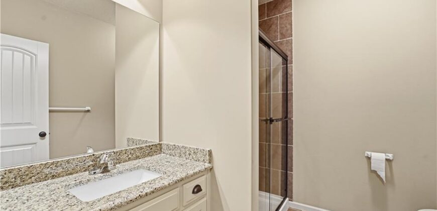 8806 N Norton Avenue, Kansas City, MO 64156