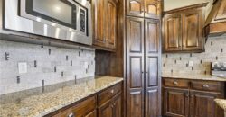 8806 N Norton Avenue, Kansas City, MO 64156