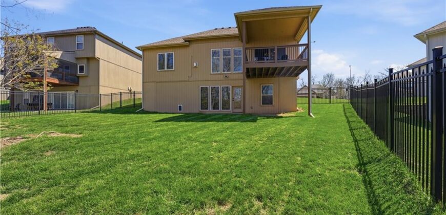 8806 N Norton Avenue, Kansas City, MO 64156