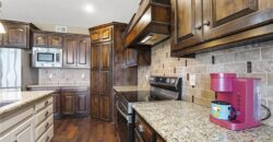 8806 N Norton Avenue, Kansas City, MO 64156