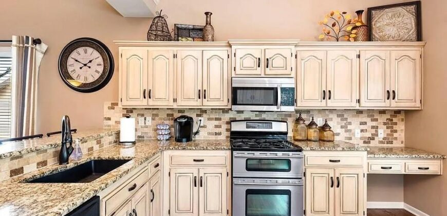 7320 NW 85th Terrace, Kansas City, MO 64153