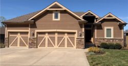 800 E 13th Terrace, Kearney, MO 64060