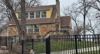 5451 NW Venetian Drive, Houston Lake, MO 64151