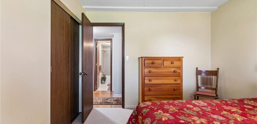 5735 N Oregon Avenue, Kansas City, MO 64151