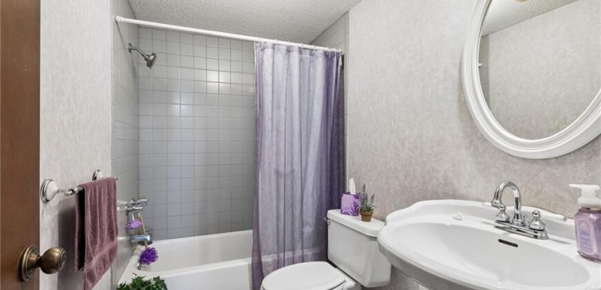 5735 N Oregon Avenue, Kansas City, MO 64151