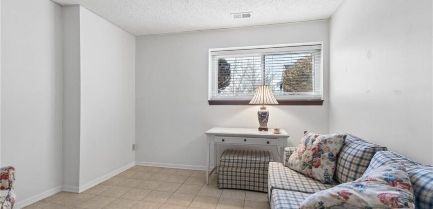 5735 N Oregon Avenue, Kansas City, MO 64151