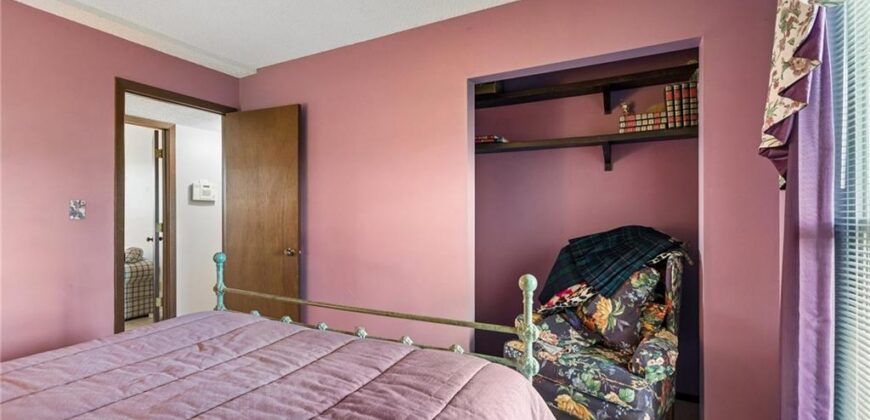 5735 N Oregon Avenue, Kansas City, MO 64151