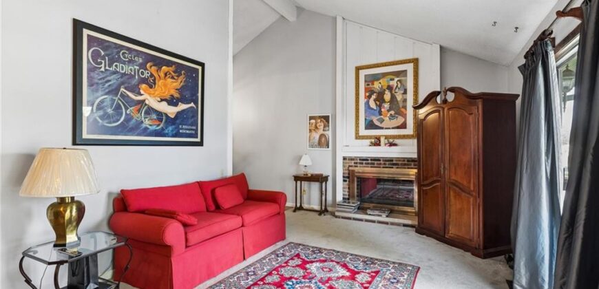 5735 N Oregon Avenue, Kansas City, MO 64151