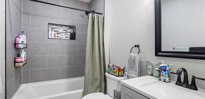 200 E Whittier Street, Claycomo, MO 64119