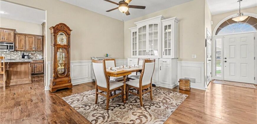 9920 N Manning Avenue, Kansas City, MO 64157