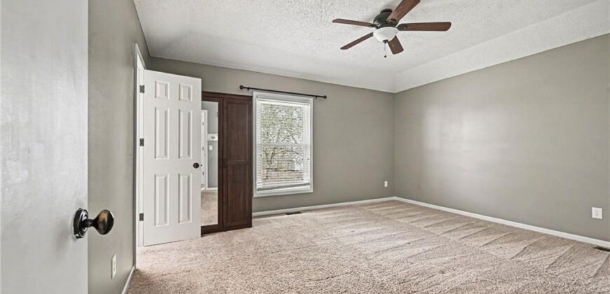 8529 N Virginia Avenue, Kansas City, MO 64155