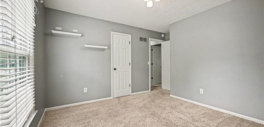 8529 N Virginia Avenue, Kansas City, MO 64155