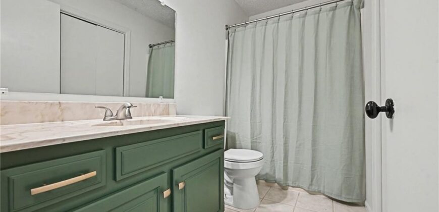 8529 N Virginia Avenue, Kansas City, MO 64155