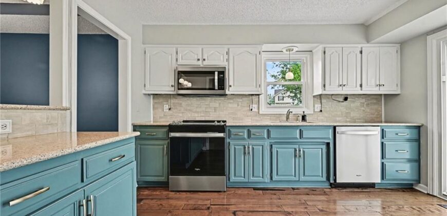 8529 N Virginia Avenue, Kansas City, MO 64155