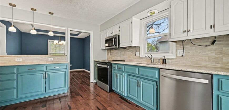 8529 N Virginia Avenue, Kansas City, MO 64155