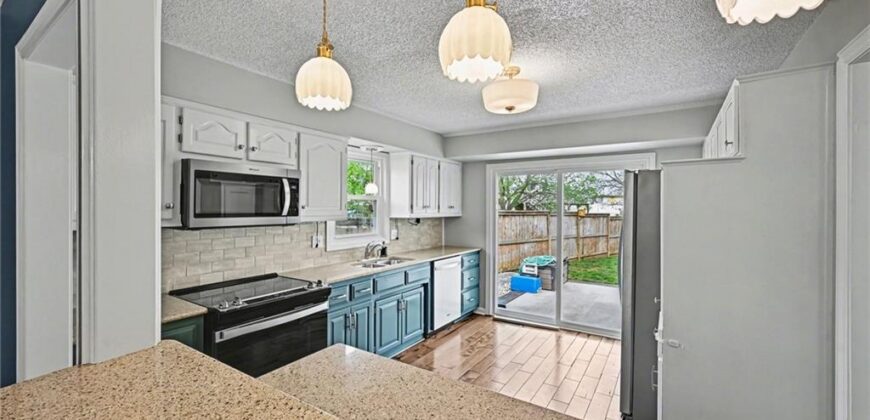 8529 N Virginia Avenue, Kansas City, MO 64155