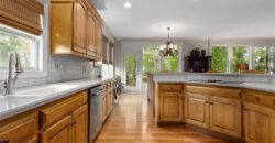 10200 Magnolia Lane, Parkville, MO 64152
