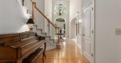 10200 Magnolia Lane, Parkville, MO 64152