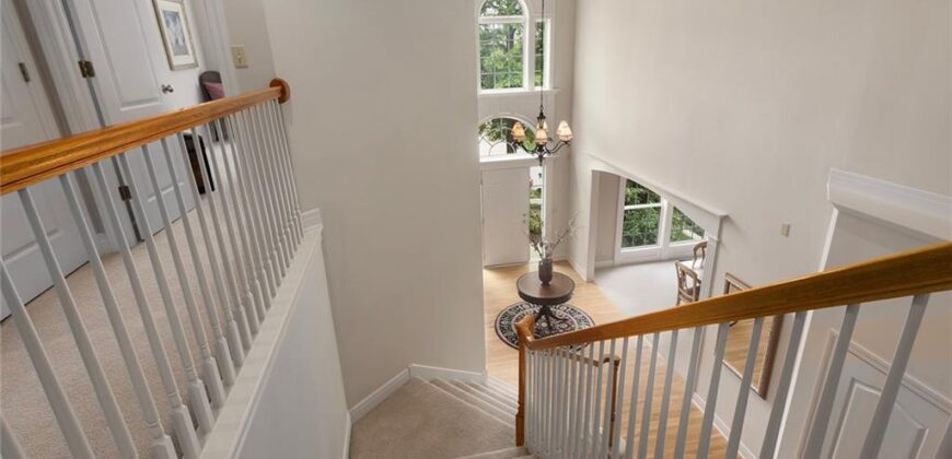 10200 Magnolia Lane, Parkville, MO 64152