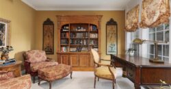 10200 Magnolia Lane, Parkville, MO 64152